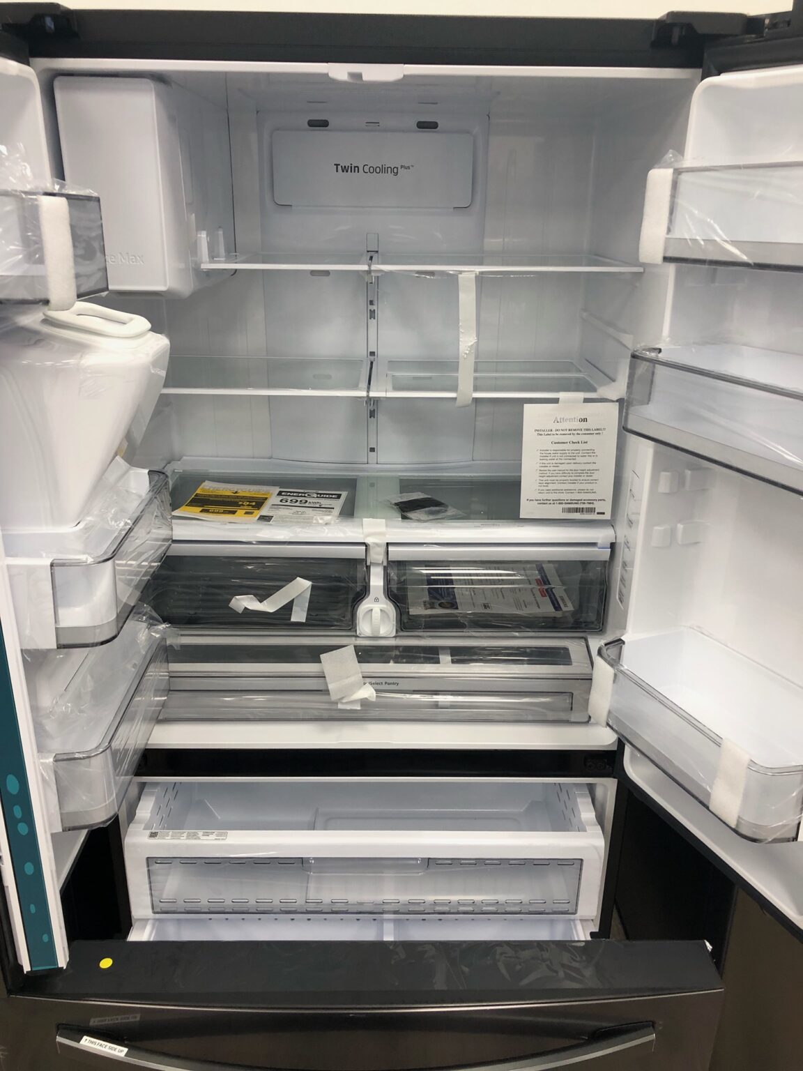 23 cu. ft. 3Door French DoorCounter Depth Refrigerator with CoolSelect